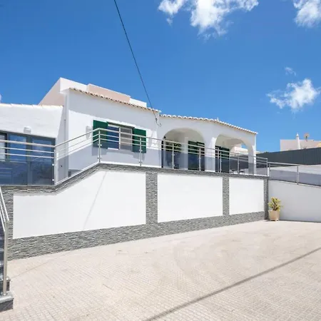 Le Petit Charme 度假居 *